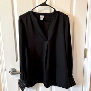 Chicos Chain Cuff Textured Crepe Blouse Top Black Size 2